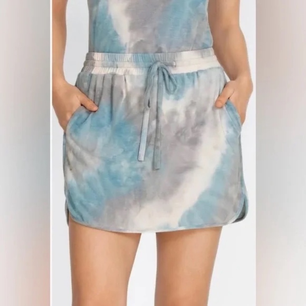 Johnny Was Calme Rain Blue Tie Dye Commuter Short Skirt Size S